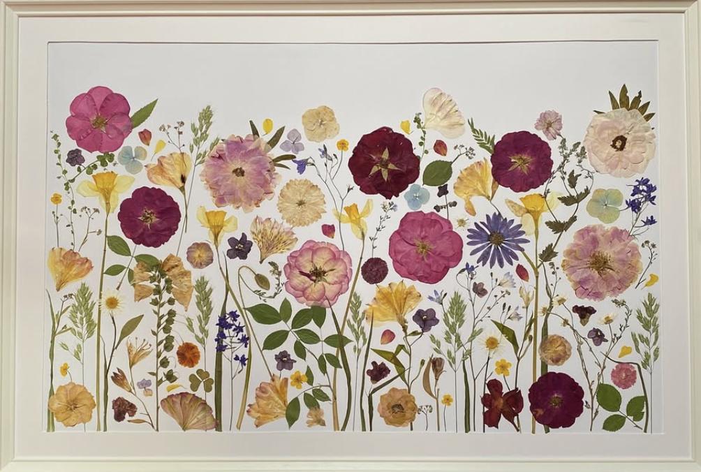 Scandinavian Minimal Picture from Dried Flowers – Still Nature, Flowers in Frame, made by Traven
