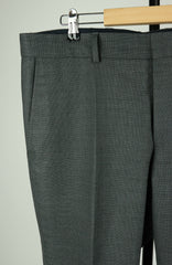 Mens  Tommy Hilfiger 2 Piece Suit - E18